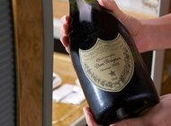 Premiera ekskluzywnych roczników Dom Pérignon i specjalnie dobranego menu na pokładzie samolotów Emirates