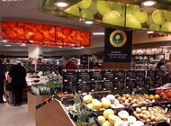 Supermarket Carrefour w Galerii Korona