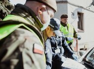 Żołnierze WOT wspierają Policjantów