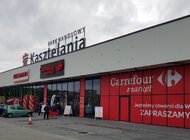 Supermarket Carrefour w Parku Handlowym Kasztelania w Chrzanowie