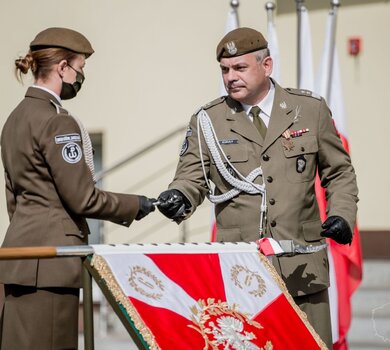 Sztandar wojskowy dla 9 Łódzkiej Brygady OT