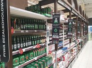 Carrefour wprowadza w kolejnych miastach w Polsce możliwość zwrotu butelek szklanych bez paragonu