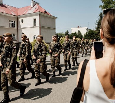 Przysięga żołnierzy 10ŚBOT w Sandomierzu
