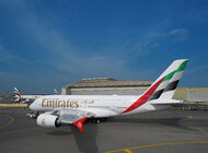 Linie Emirates z nowymi, charakterystycznymi barwami dla swojej floty