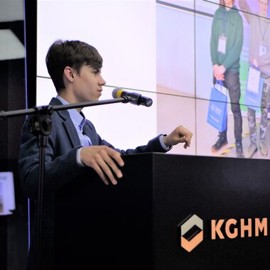Cyfrowa przyszłość Miedzi - nowy program edukacyjny KGHM dla uczniów