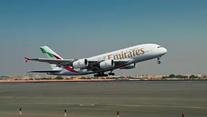 Pierwsze loty Emirates dopuszczone do startu z Dubaju z użyciem paliwa SAF