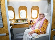 Emirates powitały na pokładzie 101-letnią Rachidę Smati