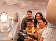 Jeszcze przyjemniejsze wakacyjne loty z Emirates. Wskazówki i porady dla rodzin
