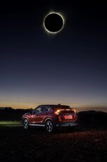 MMNA_EclipseCross_Red_Ext_Back34_Tailight_Composite2.jpg