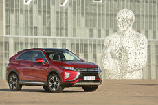 Mitsubishi_Eclipse_Cross_statyczne (2).jpg