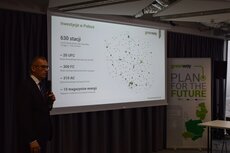 Rafal Czyżewski prezentuje dane Greenway Polska.JPG