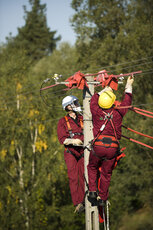 20120921ENERGA_na _slupach013.jpg