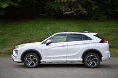 eclipse_cross_phev_img_04.jpg