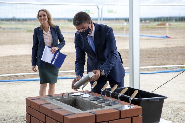 Rozpoczecie budowy zakładu PepsiCo w Polsce (4)