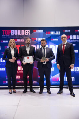 topbuilder-166