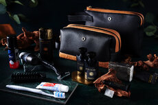 emiratesfirstclassamenitykits2023-tanandblack.jpg