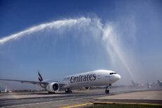 Emirates-flight-EK093-lands-for-the-first-time-in-Bologna.jpg