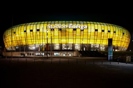 Stadion_Energa_Gdansk_wizualizacja_noc.jpg