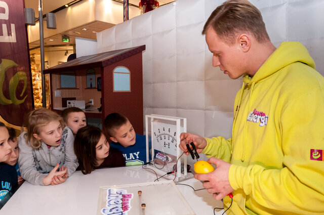 Eksperymenty, doświadczenia i pokazy w Bydgoszczy! (3).jpg