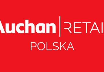 Logo Auchan retail polska czerwone tło PNG.png
