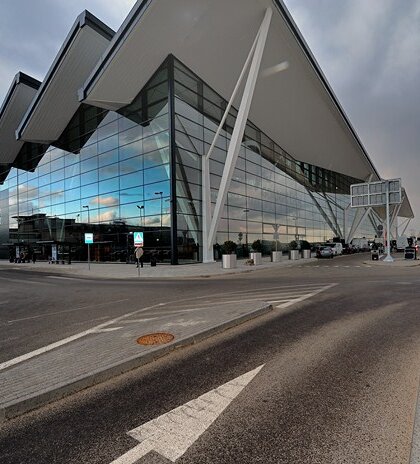 Terminal 2 lotniska w Gdańsku Rębiechowie