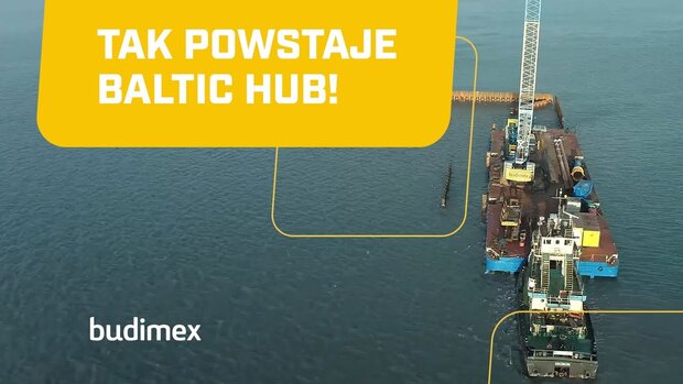 Baltic Hub Terminal T3 będzie najnowocześniejszym terminalem na Morzu Bałtyckim, który po przebudowie zwiększy swoje możliwości przeładunkowe o 1,7 mln TEU aż do 4,5 mln TEU rocznie. Budimex wraz z Dredging International NV aktualnie pracują nad powiększeniem lądowej powierzchni Polski o ponad 36 ha!

🟡 https://www.budimex.pl/
🟡 https://www.facebook.com/Budimexsa/
🟡 https://www.linkedin.com/company/budimex/
🟡 https://twitter.com/BudimexSA