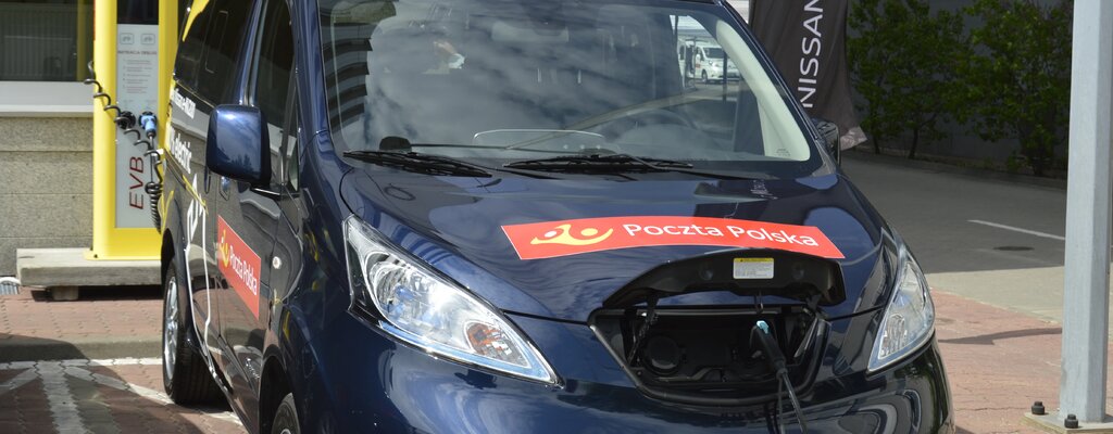 Poczta Polska rozpoczyna największe w Polsce testy samochodów elektrycznych
