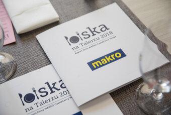 Jak Polacy zamawiają jedzenie? W jakich mediach społecznościowych szukają rekomendacji? Najnowsze trendy w raporcie "Polska na Talerzu 2018"