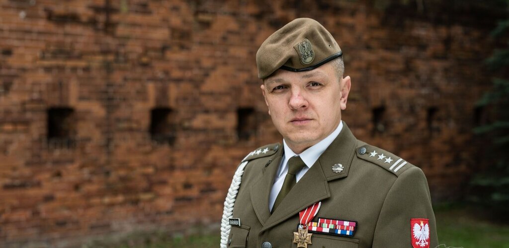 Dowódca 16 Dolnośląskiej Brygady Obrony Terytorialnej - płk Artur BARAŃSKI