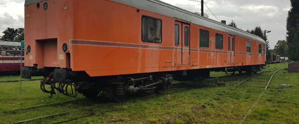 Wagon pocztowy dołączy do eksponatów Muzealnej Kolei Wąskotorowej