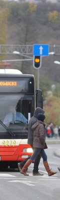 Dzień Wszystkich Świętych – jak bezpiecznie dojechać na gdańskie cmentarze