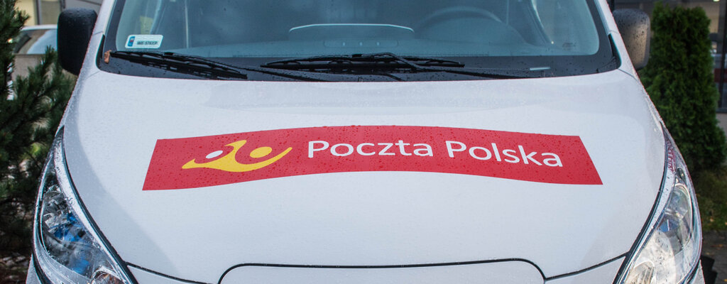 Poczta Polska świąteczne prezenty dowozi autami elektrycznymi