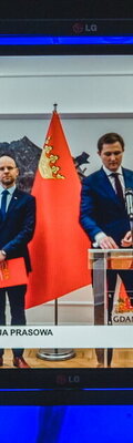 Konferencja prasowa on line