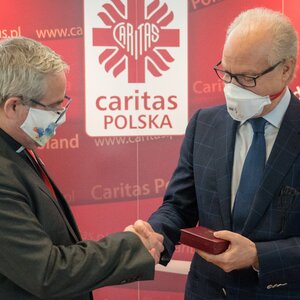 Generali Polska wyróżnione medalami In Caritate Servire