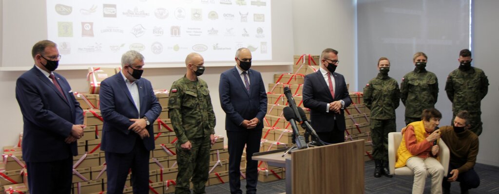 Żołnierze WOT będą dystrybuować paczki dla Powstańców Warszawskich
