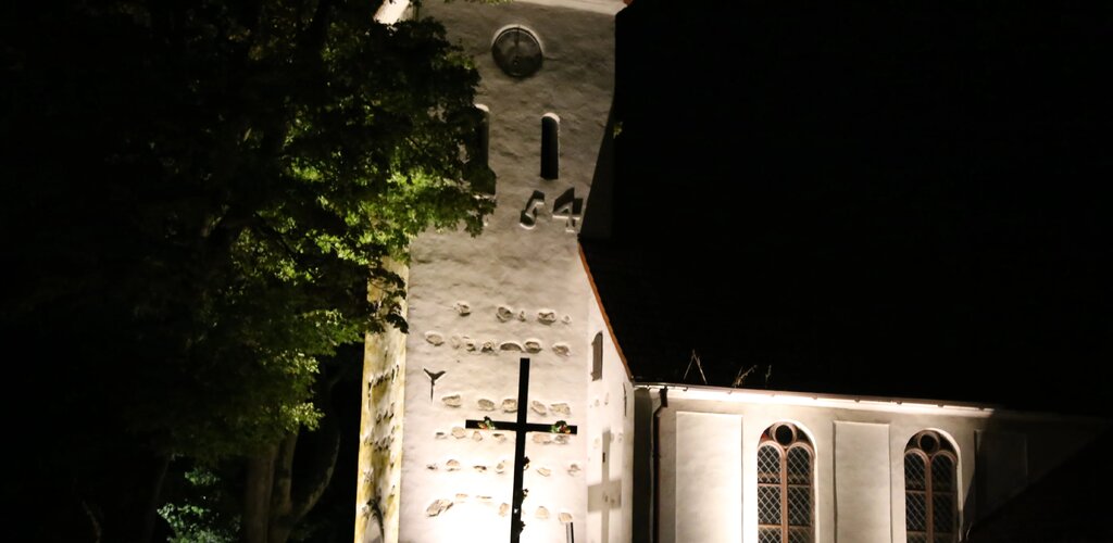 Iluminacje kościołów na Wybrzeżu Słowińskim