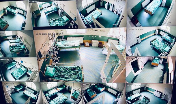Gotowe ponad 50 dodatkowych łóżek dla chorych na COVID-19 w Wałbrzychu - KGHM organizuje, zgodnie z poleceniem rządu, miejsca w szpitalach tymczasowych na Dolnym Śląsku 
