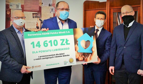 KGHM przekazał ponad 40 tys. zł na rzecz dzieci z domów dziecka w Zagłębiu Miedziowym