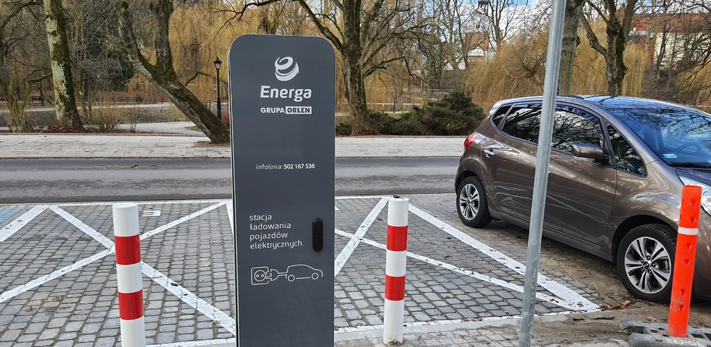 ORLEN Charge ze stacjami Energi