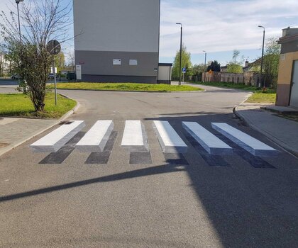 Czestochowa pasy 3D Hello Ice Budimex dzieciom (2)