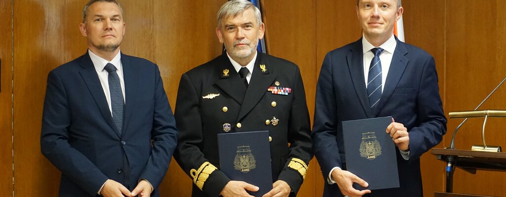 Poczta Polska podpisała umowę z AMW dotyczącą uruchomienia studiów EMBA