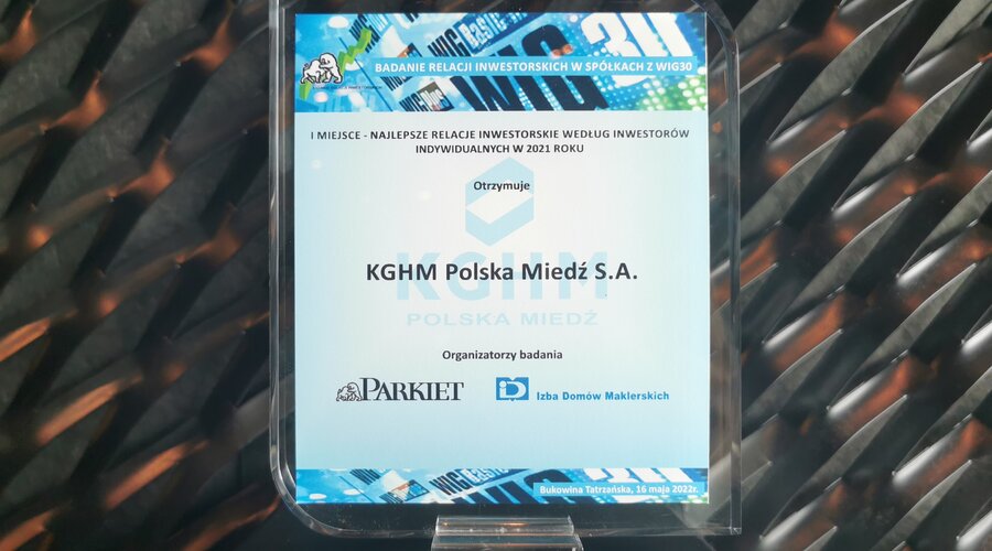 Relaciones con Inversores de KGHM obtiene el primer puesto en un estudio en toda Polonia sobre la comunicación de las empresas con el mercado