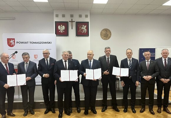 Підписали контракт на будівництво швидкісної дороги S17 Пяски - Гребенне