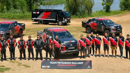 Zwycięstwo zespołu Mitsubishi Ralliart w morderczym rajdzie Asia Cross Country Rally