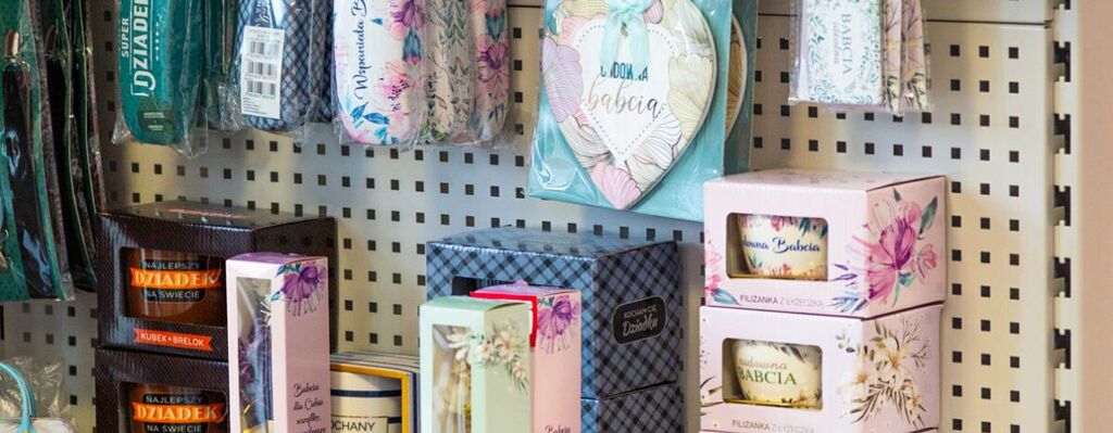 Oferta na Dzień Babci i Dzień Dziadka dostępna w placówkach pocztowych 