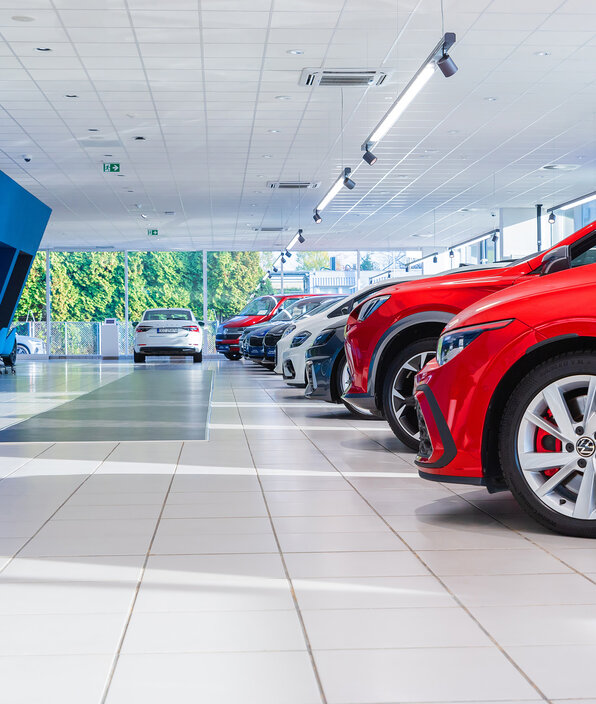 Polacy nie rezygnują z zakupu samochodów pomimo inflacji