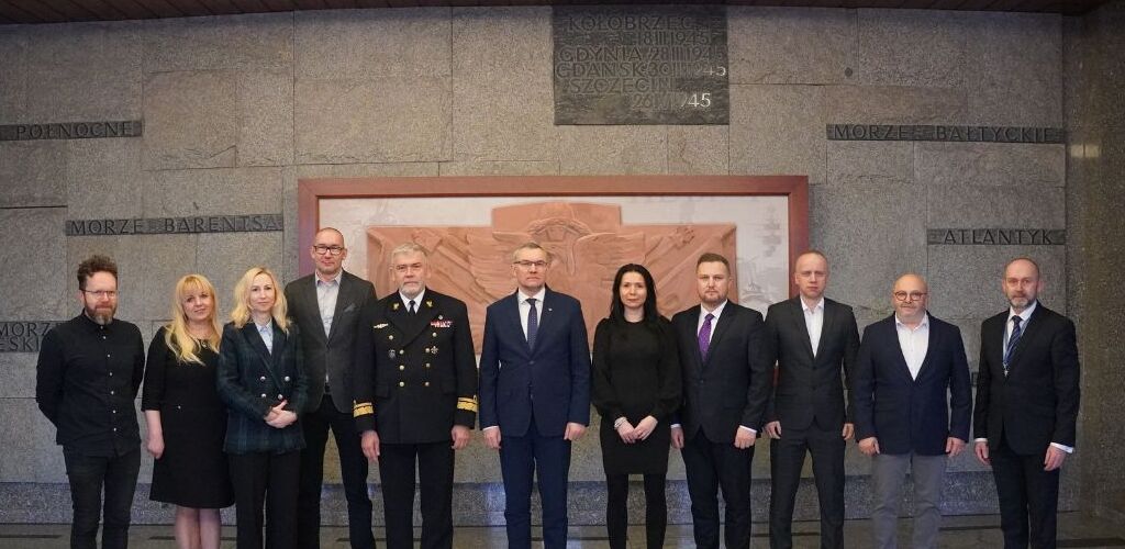 Inauguracja kolejnych wspólnych studiów Poczty Polskiej i Akademii Marynarki Wojennej 