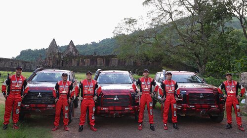Trzecie miejsce dla zespołu Mitsubishi RALLIART w Asia Cross Country Rally i nagroda zespołowa
