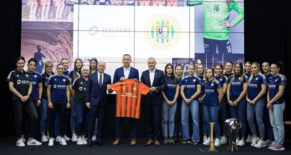 La sociedad cuprífera vuelve a ser patrocinadora del equipo femenino de balonmano de Lubin: el club cambia su nombre a KGHM MKS Zagłębie Lubin