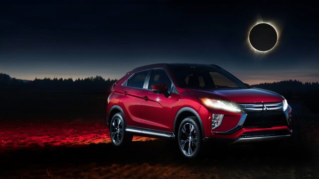 MMNA_EclipseCross_Red_Ext_Front34_Composite3_16x9_v2.jpg